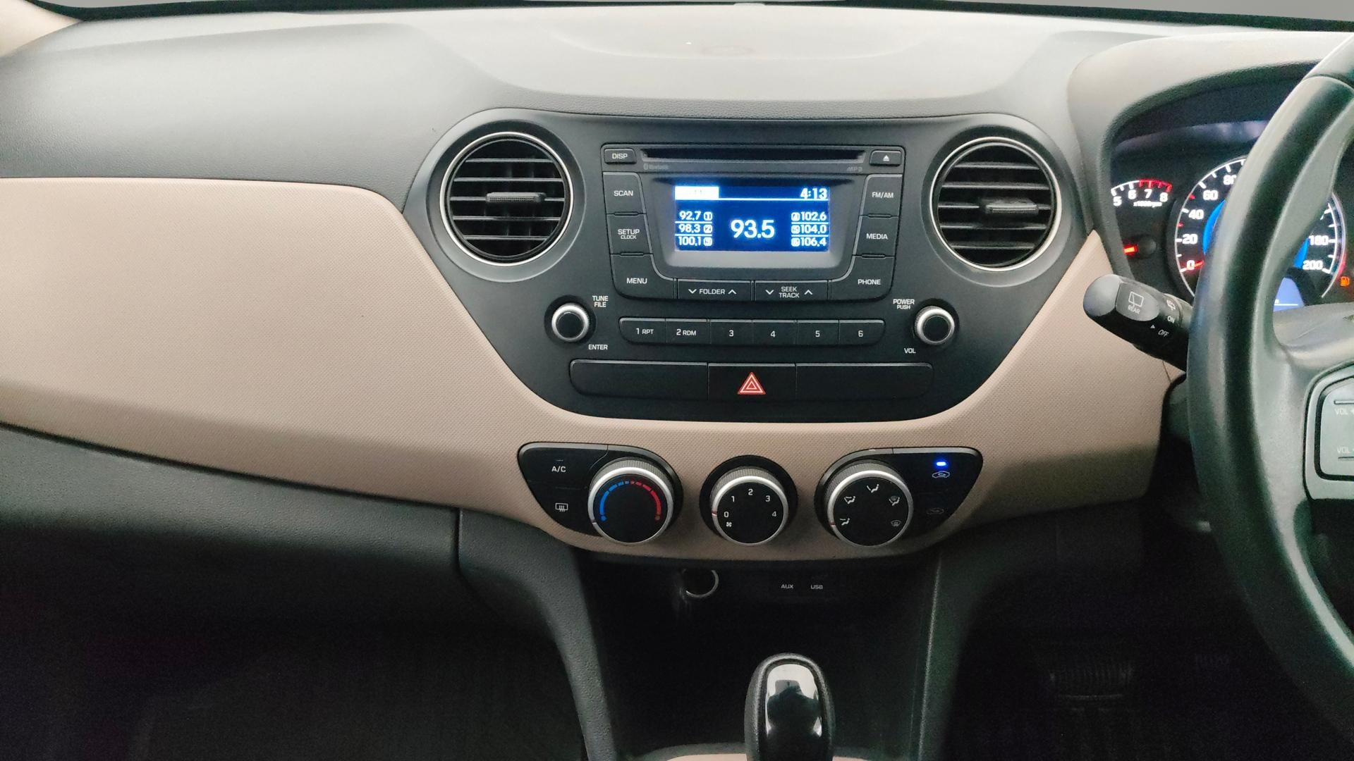 Used 2015 Hyundai Grand i10 Used 2015 Hyundai Grand i10