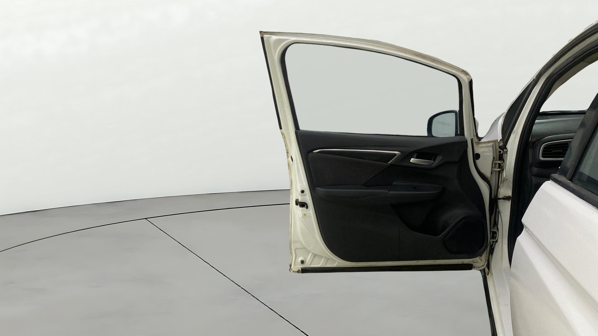 View 2017 Honda WR-V S MT Diesel Edge Edition Image 33 Used 2017 Honda WR-V S MT Diesel Edge Edition Image 33