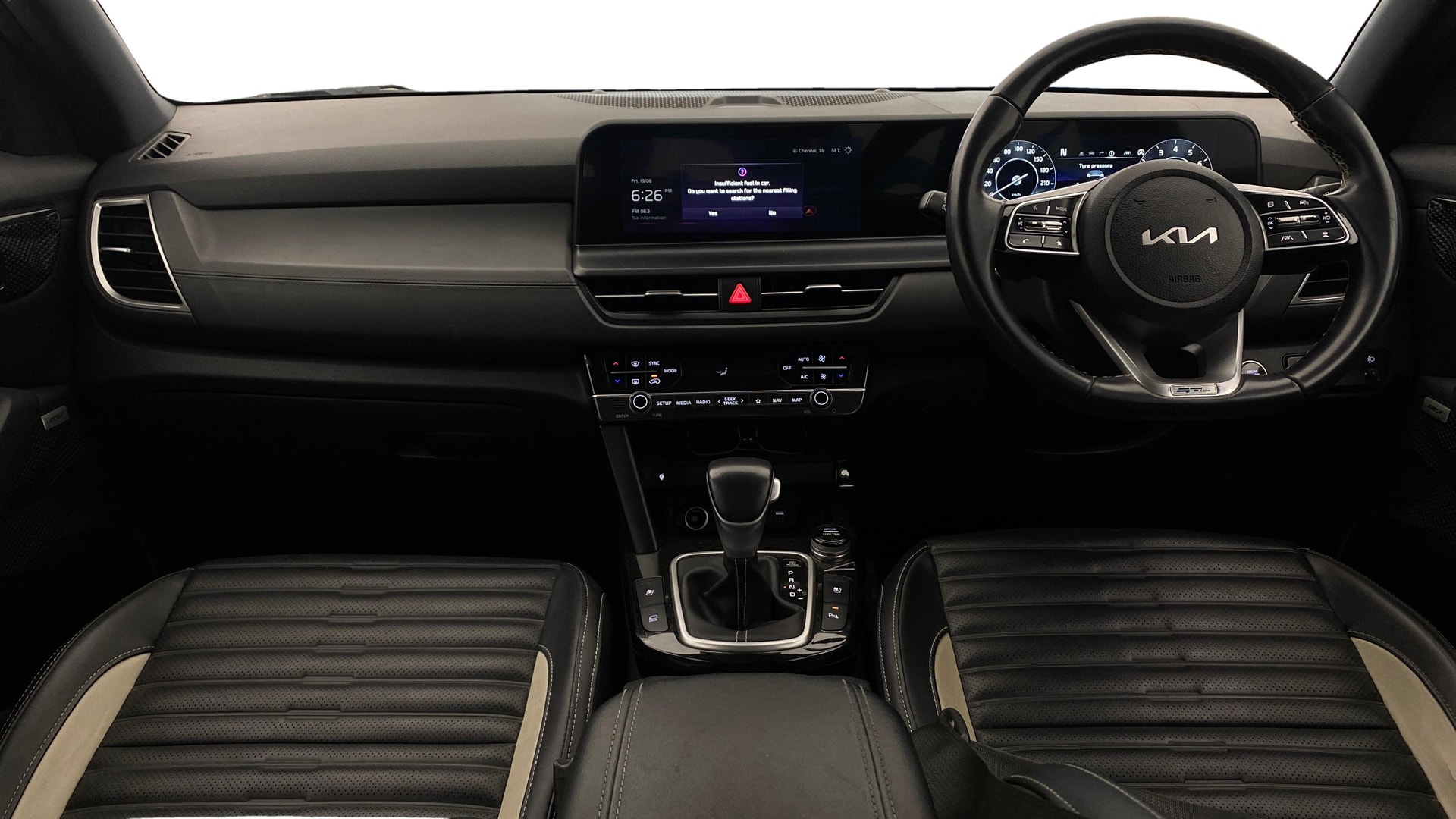 View 2023 Kia Seltos GTX Plus (S) DCT Dual Tone Image 16 Used 2023 Kia Seltos GTX Plus (S) DCT Dual Tone Image 16