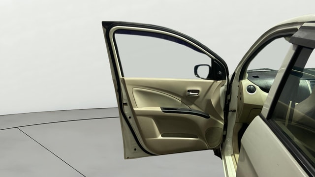 View Maruti Suzuki 1000 Image 30 Used Maruti Suzuki 1000 Image 30