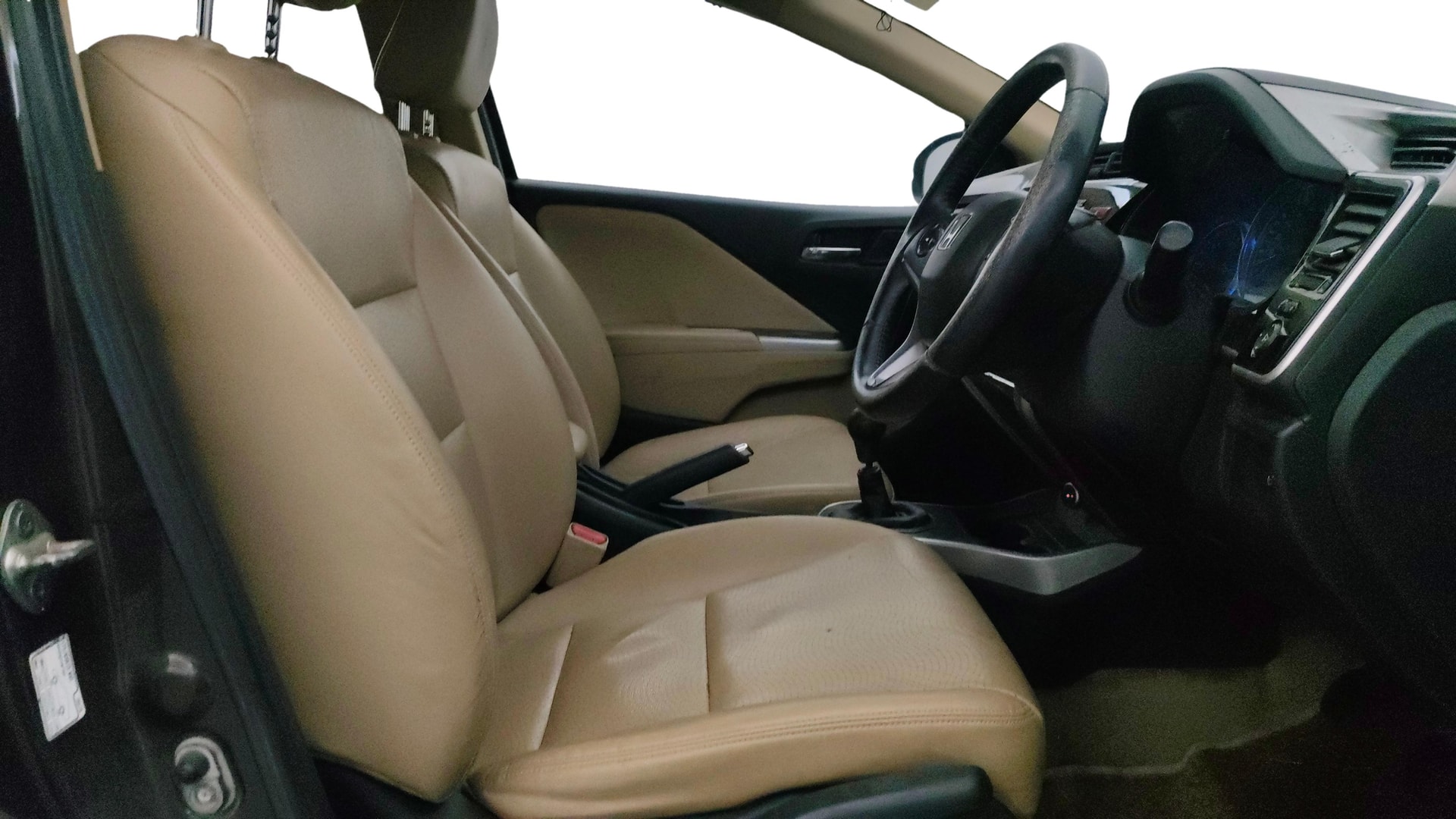 View 2016 Honda City ZX MT Diesel Anniversary Edition Image 28 Used 2016 Honda City ZX MT Diesel Anniversary Edition Image 28