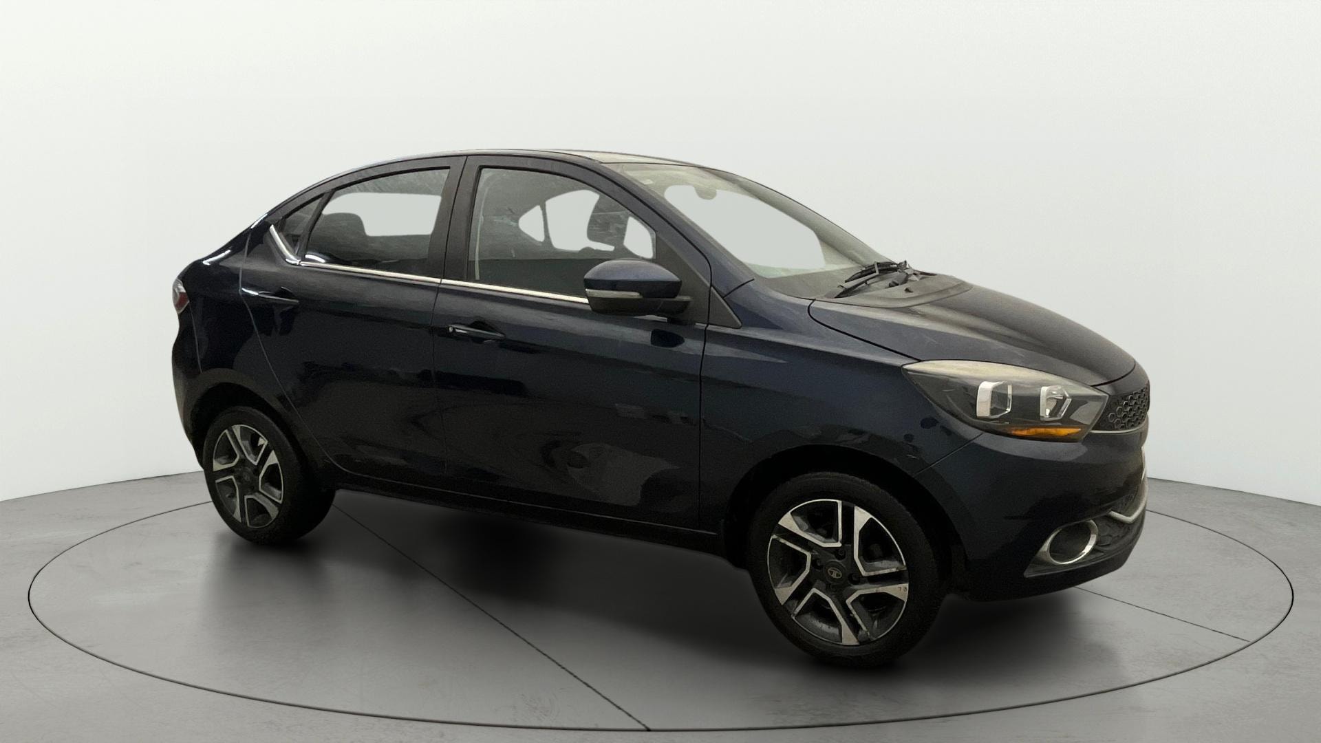 View 2019 Tata Tigor XE Diesel Image 13 Used 2019 Tata Tigor XE Diesel Image 13