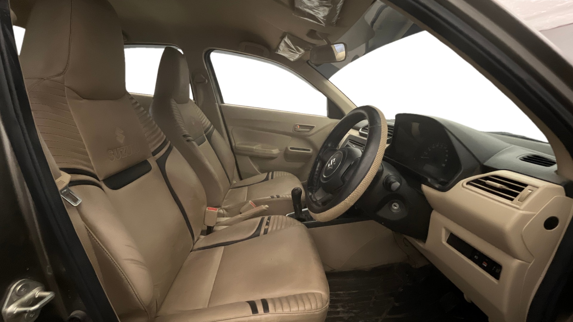 View 2019 Maruti Suzuki 1000 Base Variant Image 19 Used 2019 Maruti Suzuki 1000 Base Variant Image 19