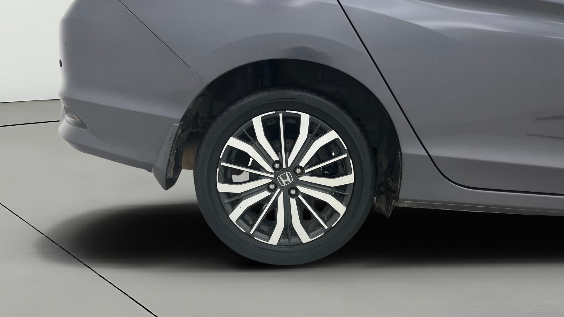 View 2017 Honda City ZX MT Diesel Anniversary Edition Image 25 Used 2017 Honda City ZX MT Diesel Anniversary Edition Image 25