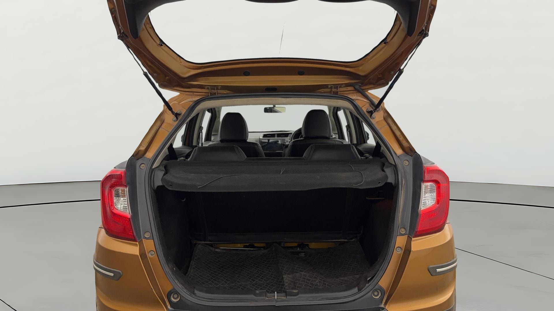 View 2020 Honda WR-V S MT Diesel Edge Edition Image 37 Used 2020 Honda WR-V S MT Diesel Edge Edition Image 37