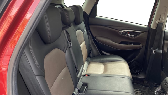 View Toyota Urban Cruiser Hyryder Image 38 Used Toyota Urban Cruiser Hyryder Image 38