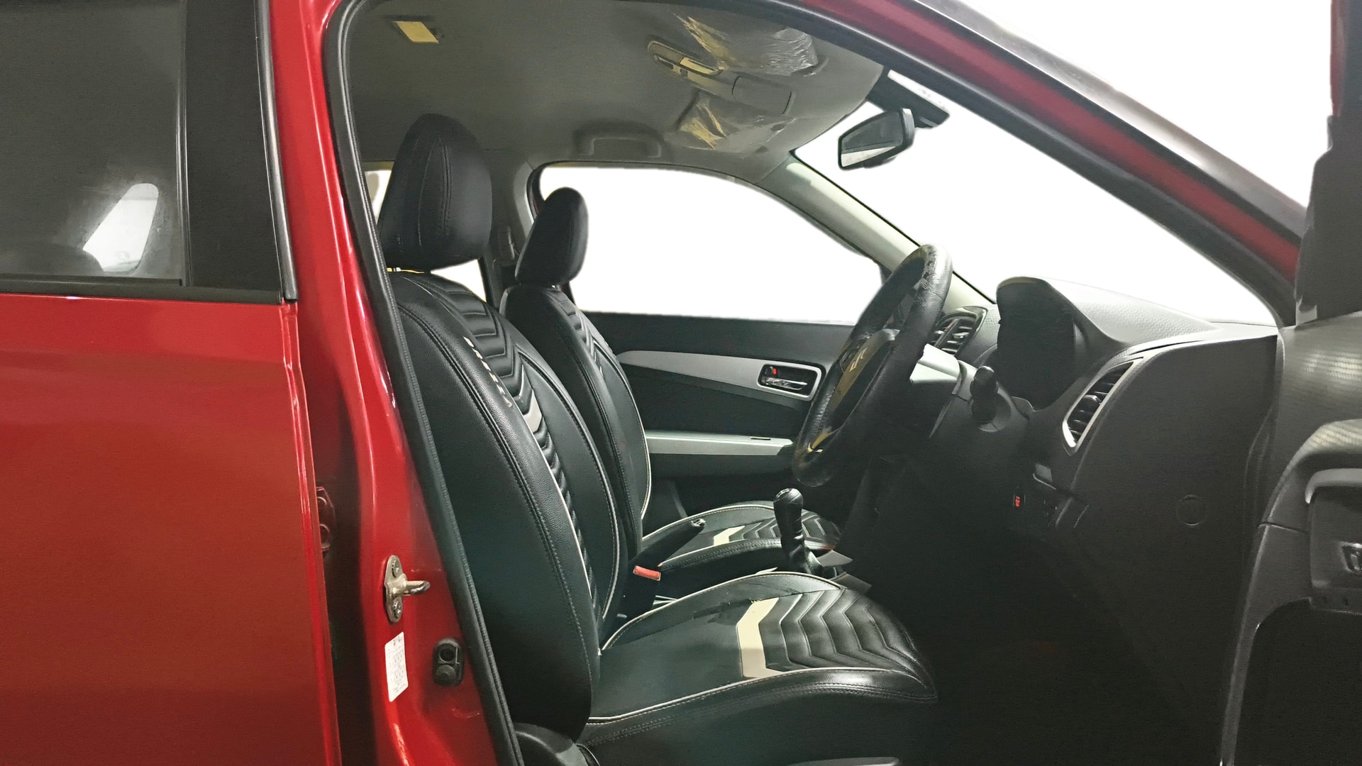 View 2021 Maruti Suzuki 1000 Base Variant Image 27 Used 2021 Maruti Suzuki 1000 Base Variant Image 27