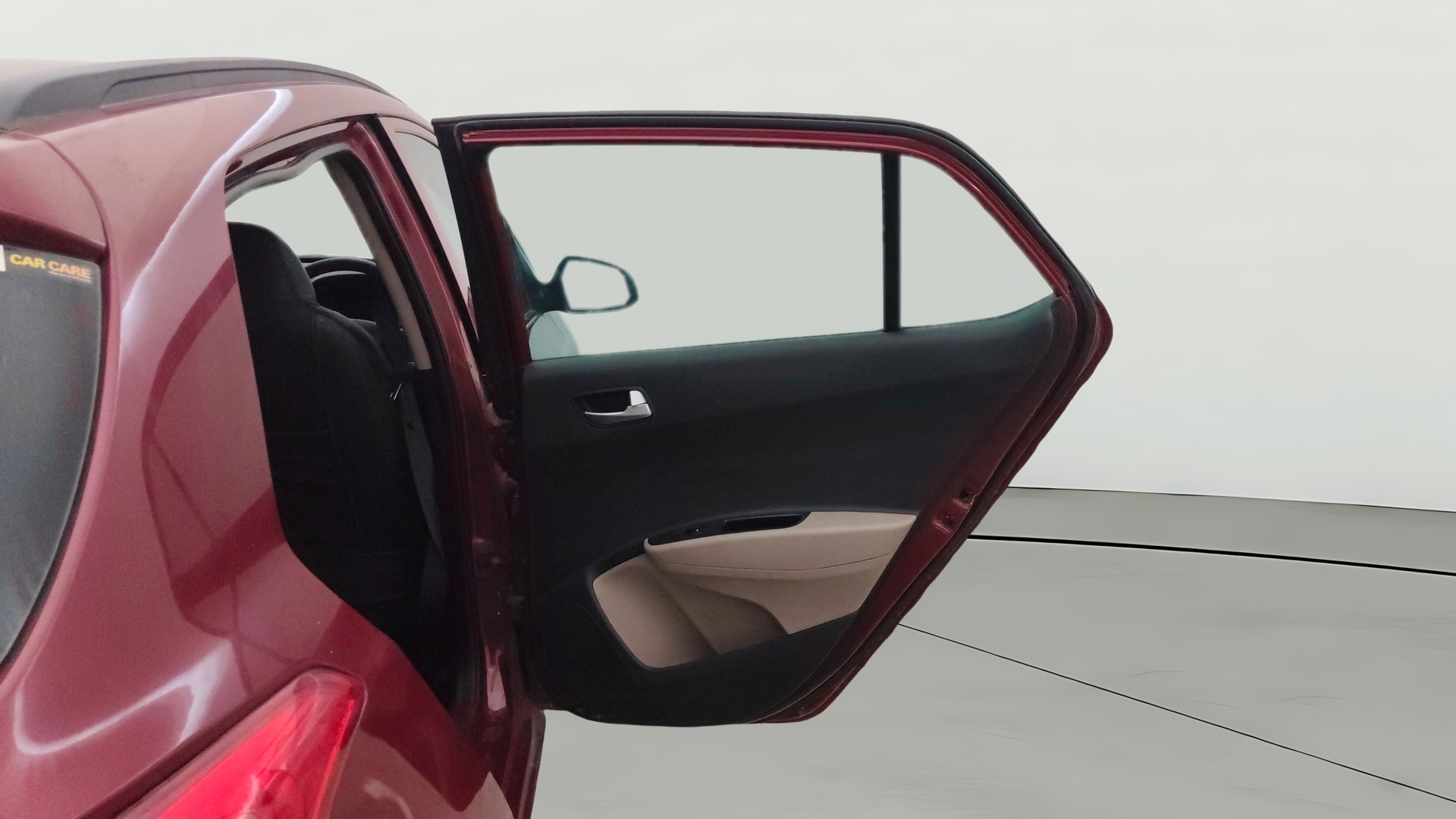 View 2016 Hyundai Grand i10 Sportz 1.2 Kappa Image 7 Used 2016 Hyundai Grand i10 Sportz 1.2 Kappa Image 7