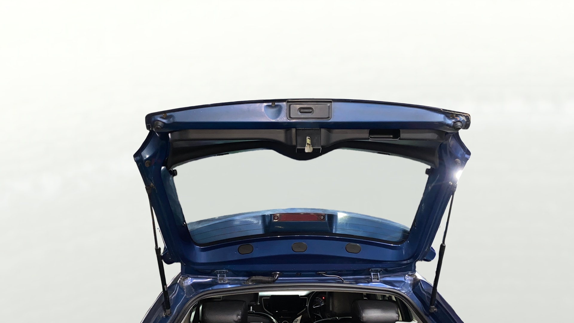 View 2018 Maruti Suzuki 1000 Base Variant Image 16 Used 2018 Maruti Suzuki 1000 Base Variant Image 16