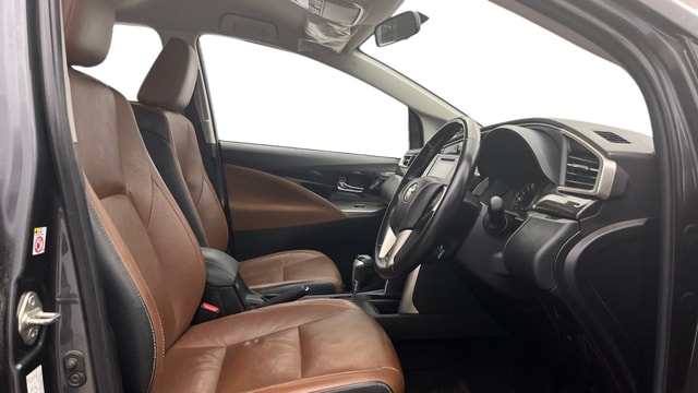 View Toyota Innova Crysta Image 19 Used Toyota Innova Crysta Image 19