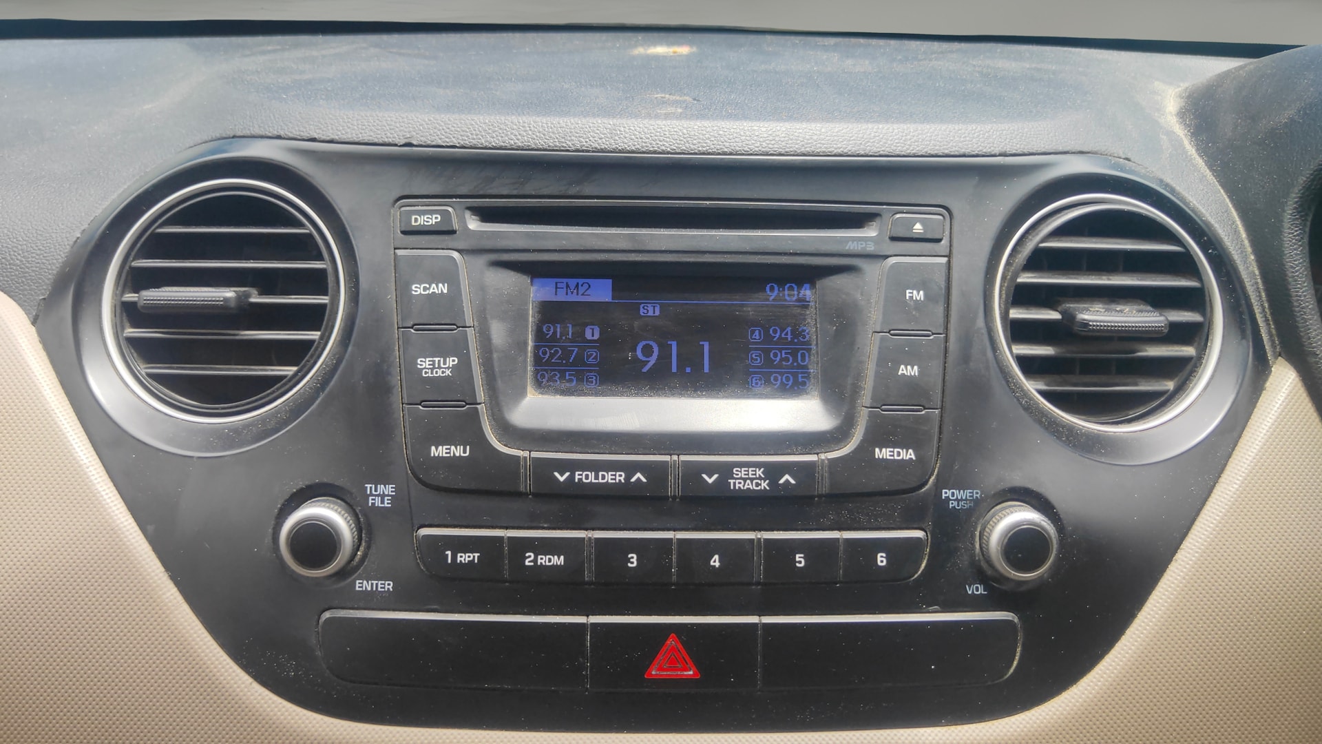Used 2014 Hyundai Grand i10 Used 2014 Hyundai Grand i10