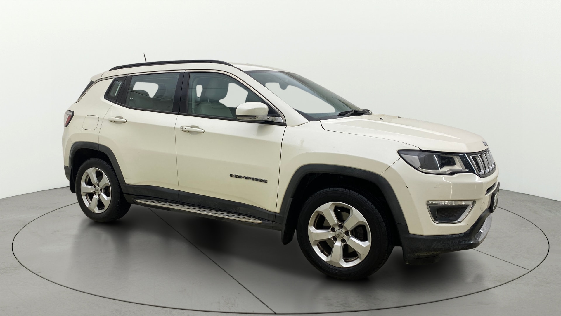 View 2019 Jeep Compass Limited 1.4 Multi AIR Petrol DDCT AT BS IV Image 21 Used 2019 Jeep Compass Limited 1.4 Multi AIR Petrol DDCT AT BS IV Image 21