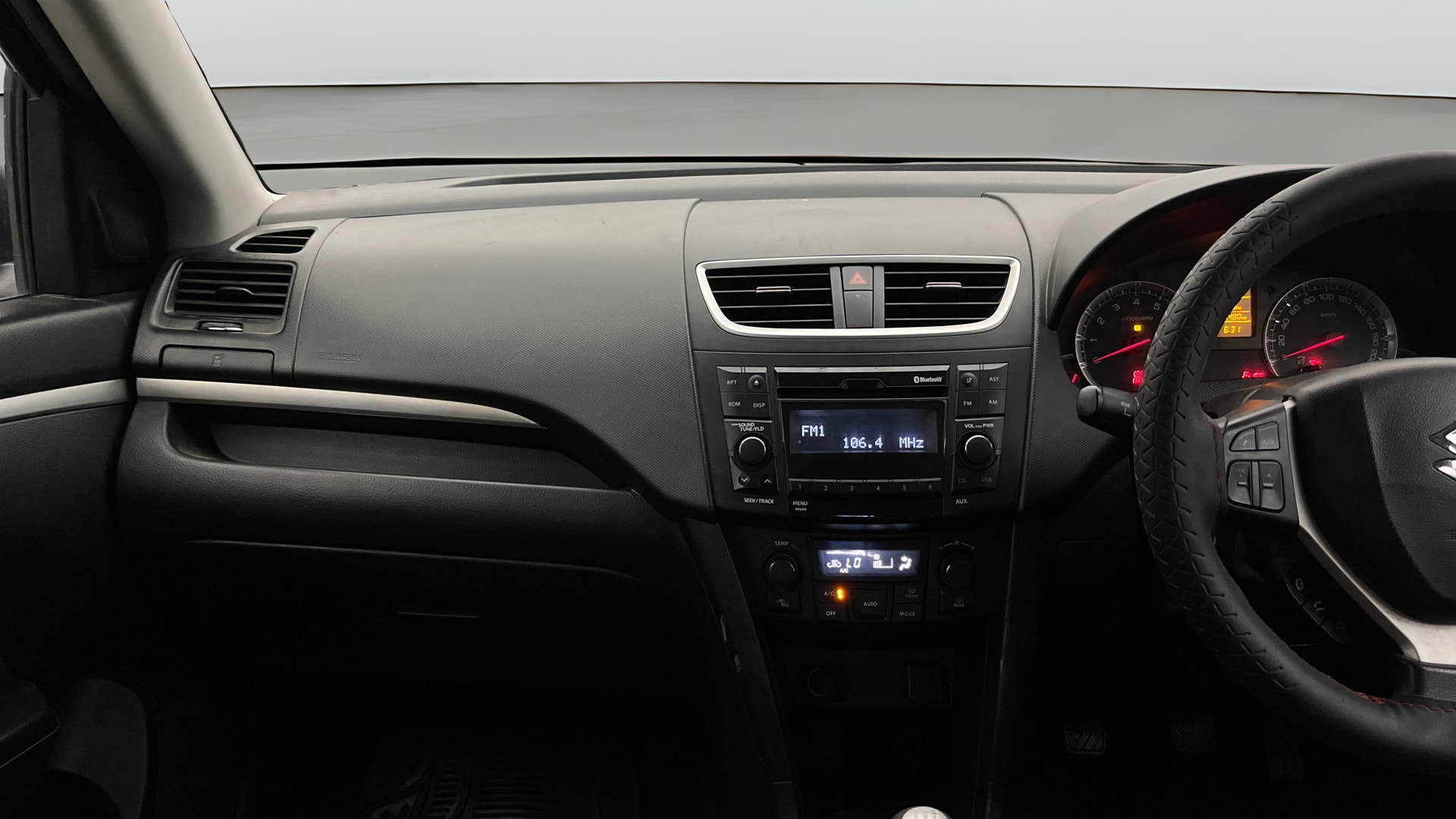 View 2015 Maruti Suzuki 1000 Base Variant Image 17 Used 2015 Maruti Suzuki 1000 Base Variant Image 17