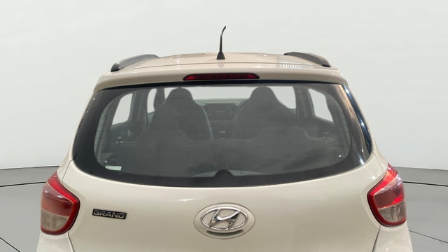 View Hyundai Grand i10 Image 4 Used Hyundai Grand i10 Image 4