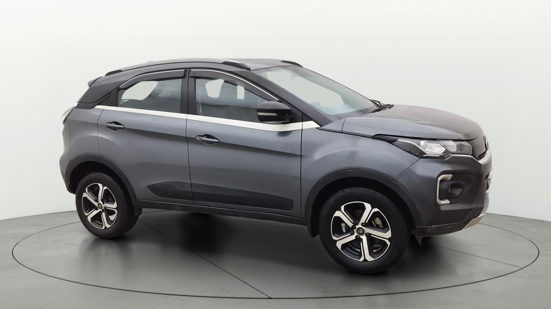 View 2022 Tata Nexon Revotron XE Image 37 Used 2022 Tata Nexon Revotron XE Image 37