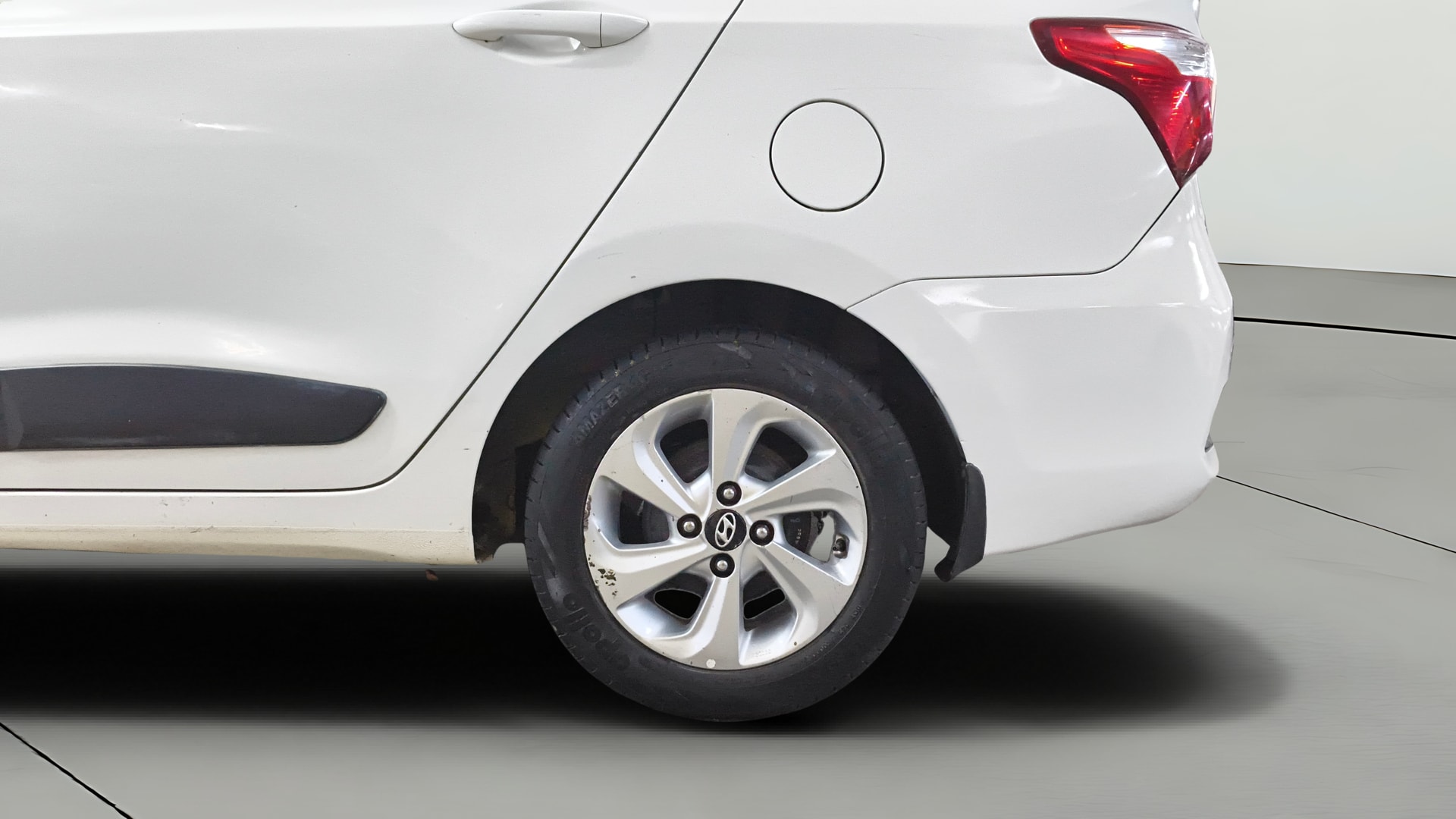 View 2017 Hyundai Xcent SX Petrol Image 11 Used 2017 Hyundai Xcent SX Petrol Image 11