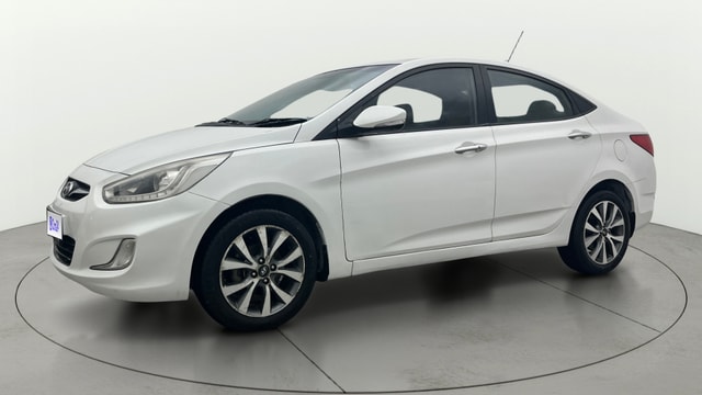 View Hyundai Fluidic Verna Image 36 Used Hyundai Fluidic Verna Image 36