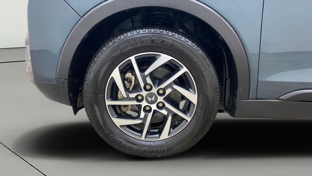 View Mahindra XUV300 Image 28 Used Mahindra XUV300 Image 28