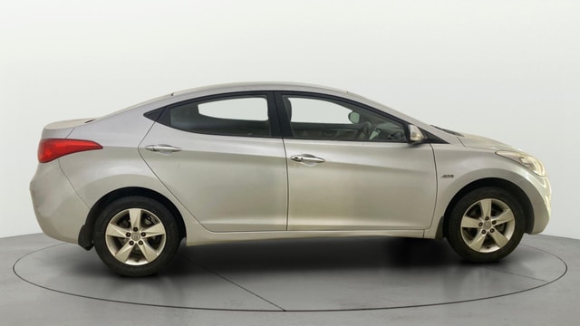 View Hyundai Elantra Image 9 Used Hyundai Elantra Image 9