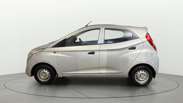 View Hyundai EON Image 5 Used Hyundai EON Image 5