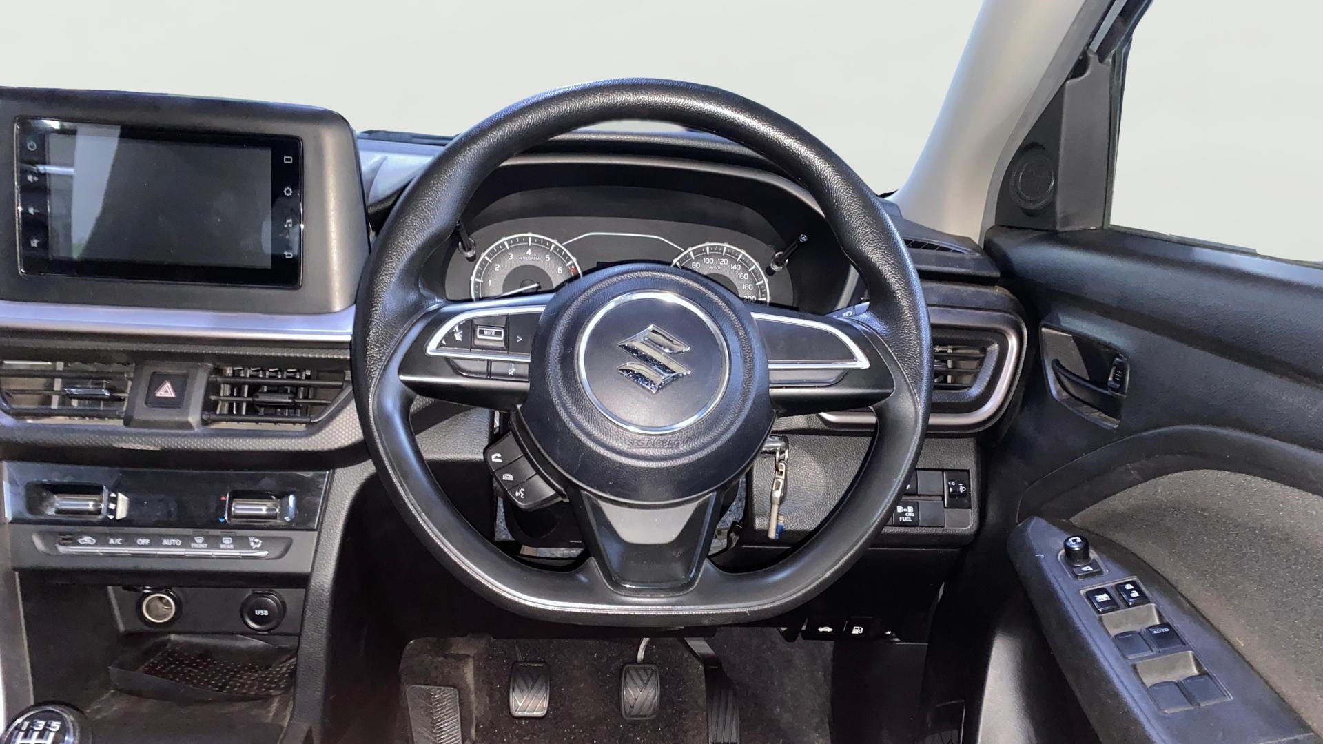 View 2025 Maruti Suzuki 1000 Base Variant Image 20 Used 2025 Maruti Suzuki 1000 Base Variant Image 20