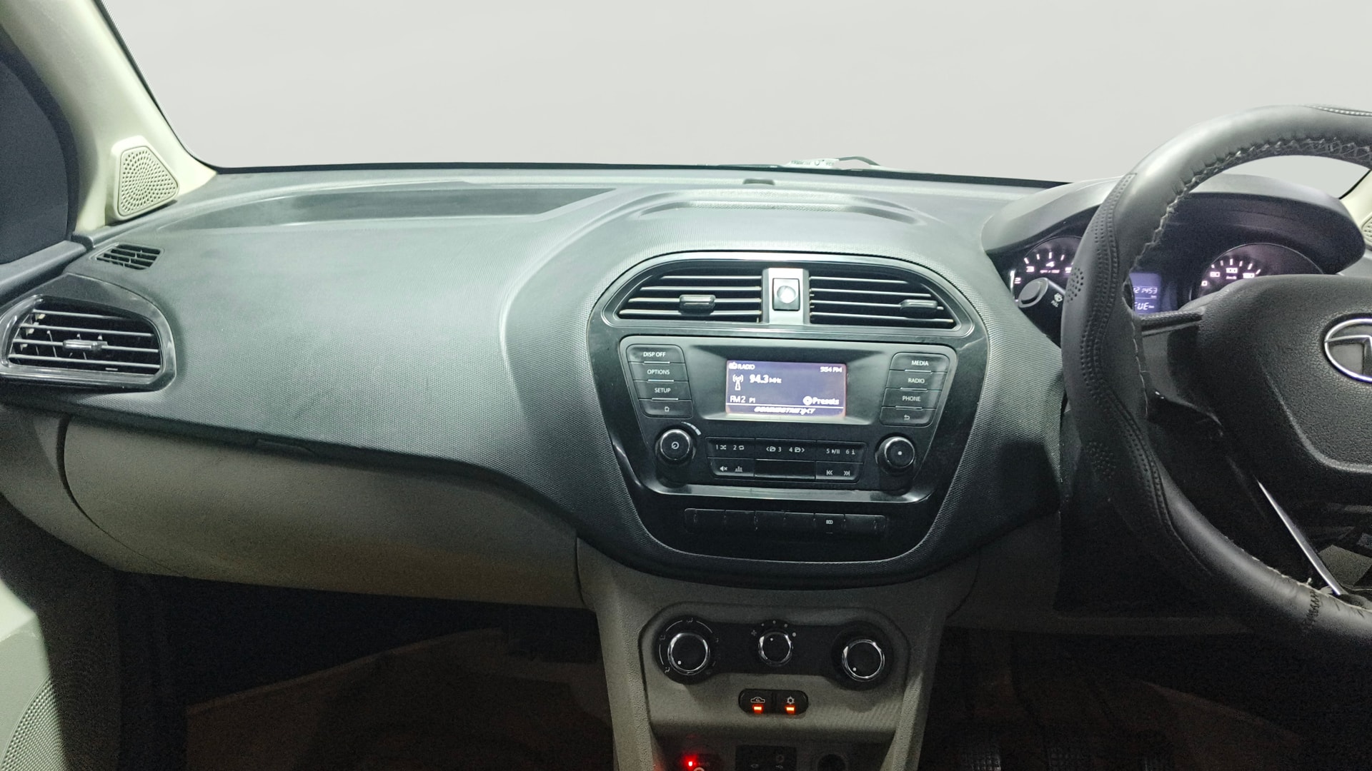 View 2019 Tata Tiago Revotorq XB Image 17 Used 2019 Tata Tiago Revotorq XB Image 17
