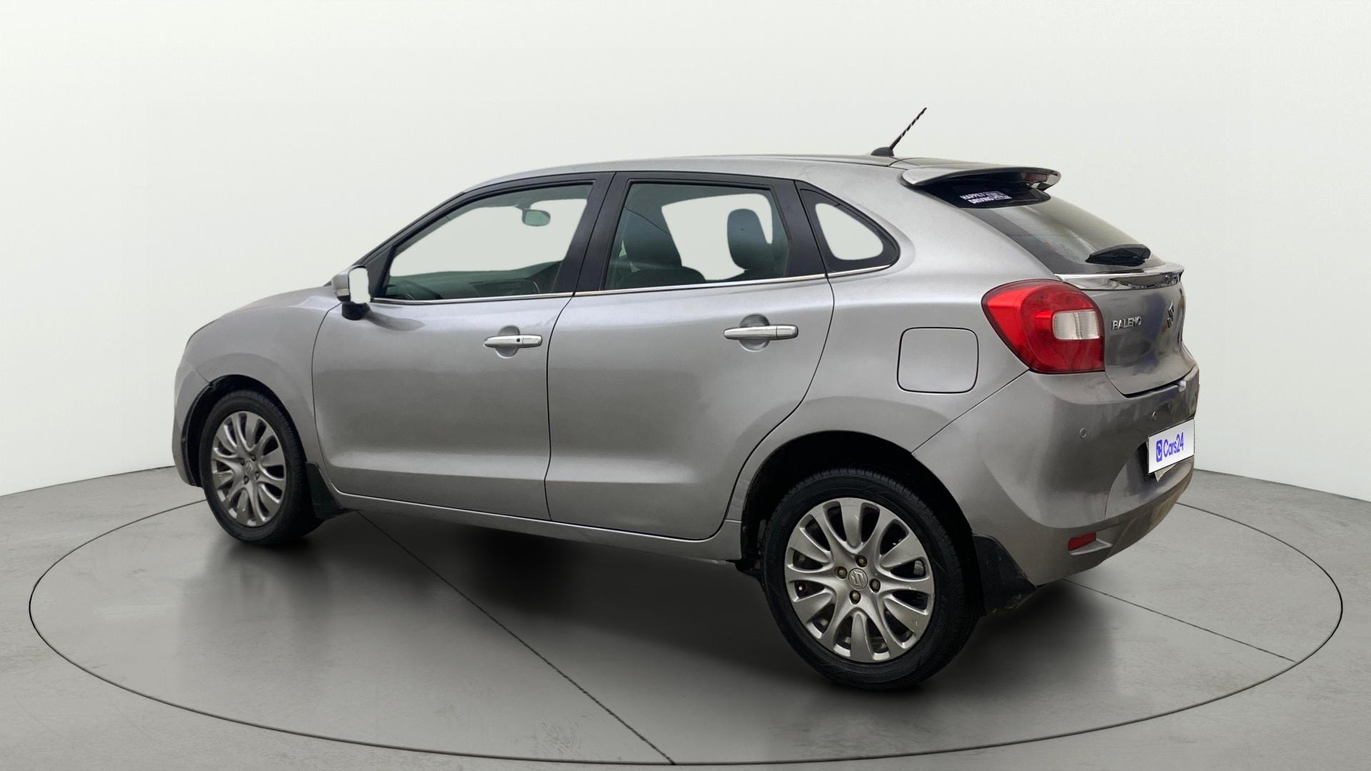 View 2017 Maruti Suzuki 1000 Base Variant Image 2 Used 2017 Maruti Suzuki 1000 Base Variant Image 2