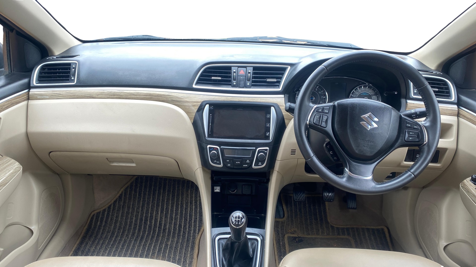 View 2020 Maruti Suzuki 1000 Base Variant Image 30 Used 2020 Maruti Suzuki 1000 Base Variant Image 30