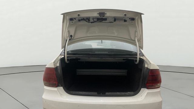 View Volkswagen Vento Image 16 Used Volkswagen Vento Image 16