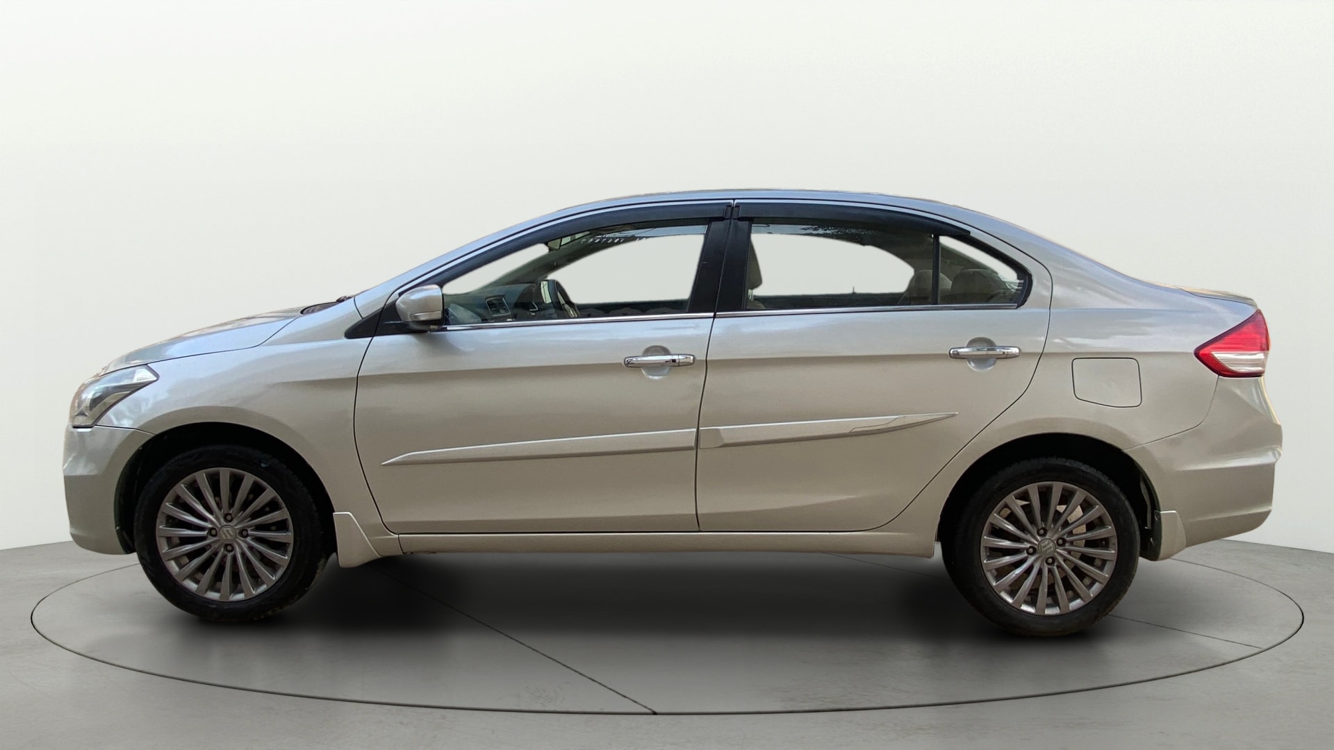 View 2018 Maruti Suzuki 1000 Base Variant Image 6 Used 2018 Maruti Suzuki 1000 Base Variant Image 6