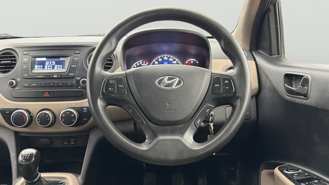 View Hyundai Grand i10 Image 20 Used Hyundai Grand i10 Image 20