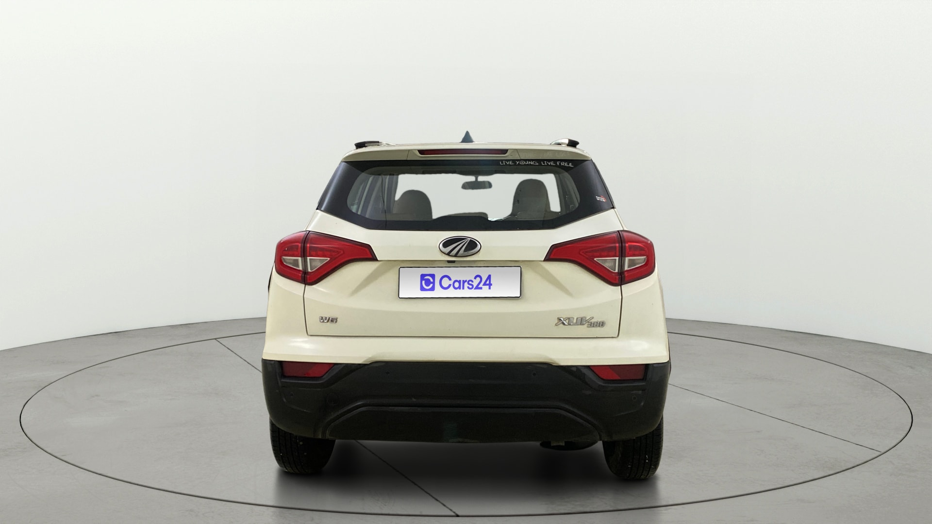 Used 2019 Mahindra XUV300 Used 2019 Mahindra XUV300
