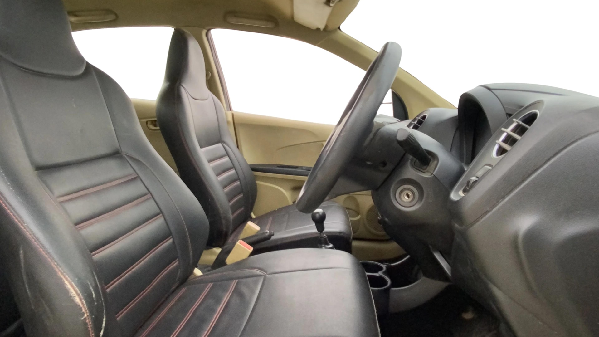 View 2015 Honda Amaze E MT Petrol BS IV Image 25 Used 2015 Honda Amaze E MT Petrol BS IV Image 25