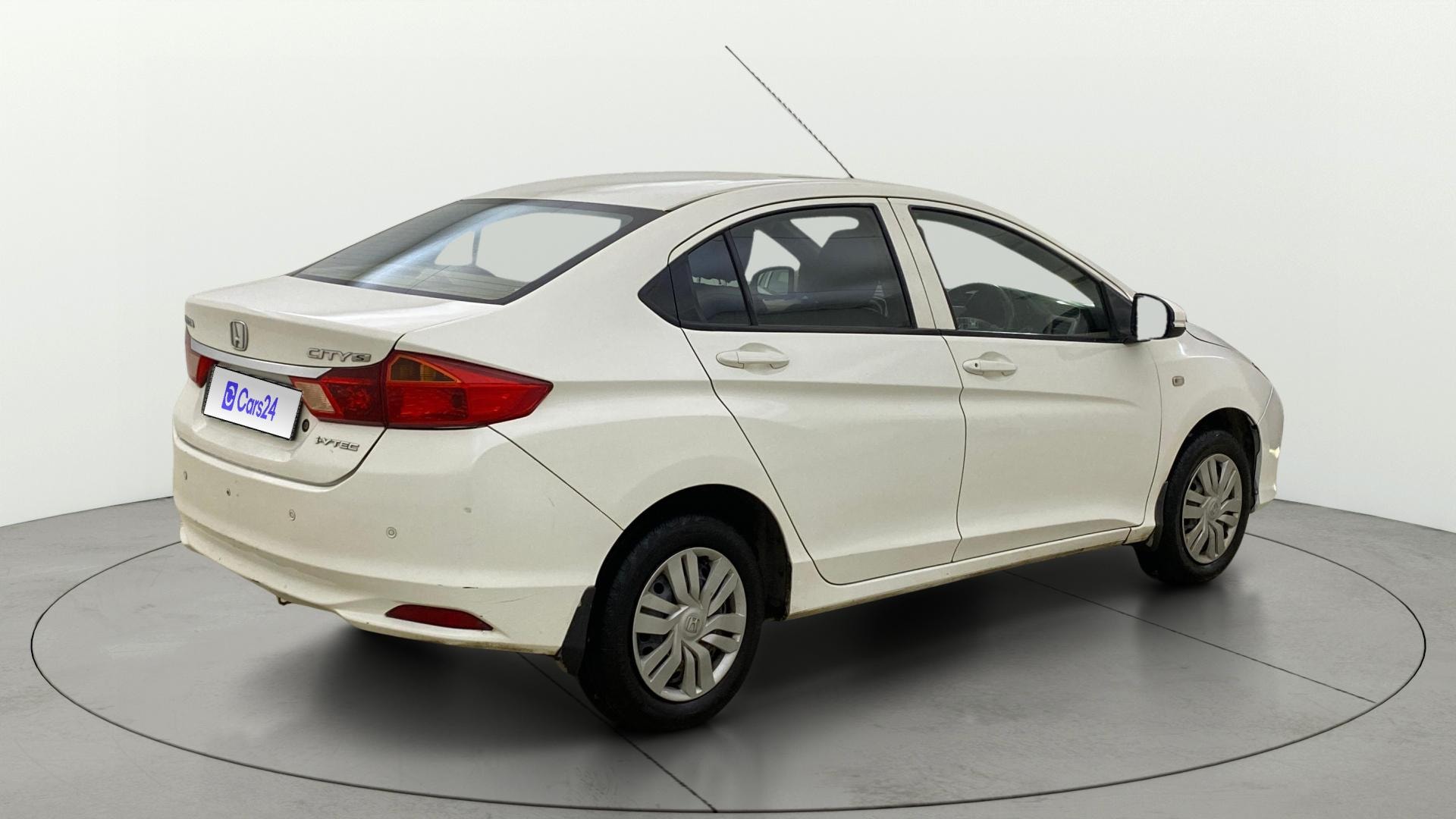 View 2015 Honda City ZX MT Diesel Anniversary Edition Image 42 Used 2015 Honda City ZX MT Diesel Anniversary Edition Image 42