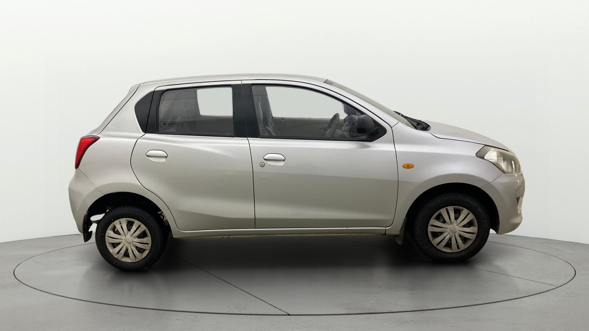 View 2014 Datsun Go T Image 25 Used 2014 Datsun Go T Image 25