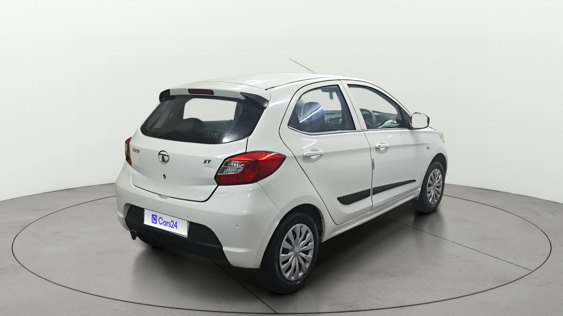 View 2019 Tata Tiago Revotorq XB Image 42 Used 2019 Tata Tiago Revotorq XB Image 42