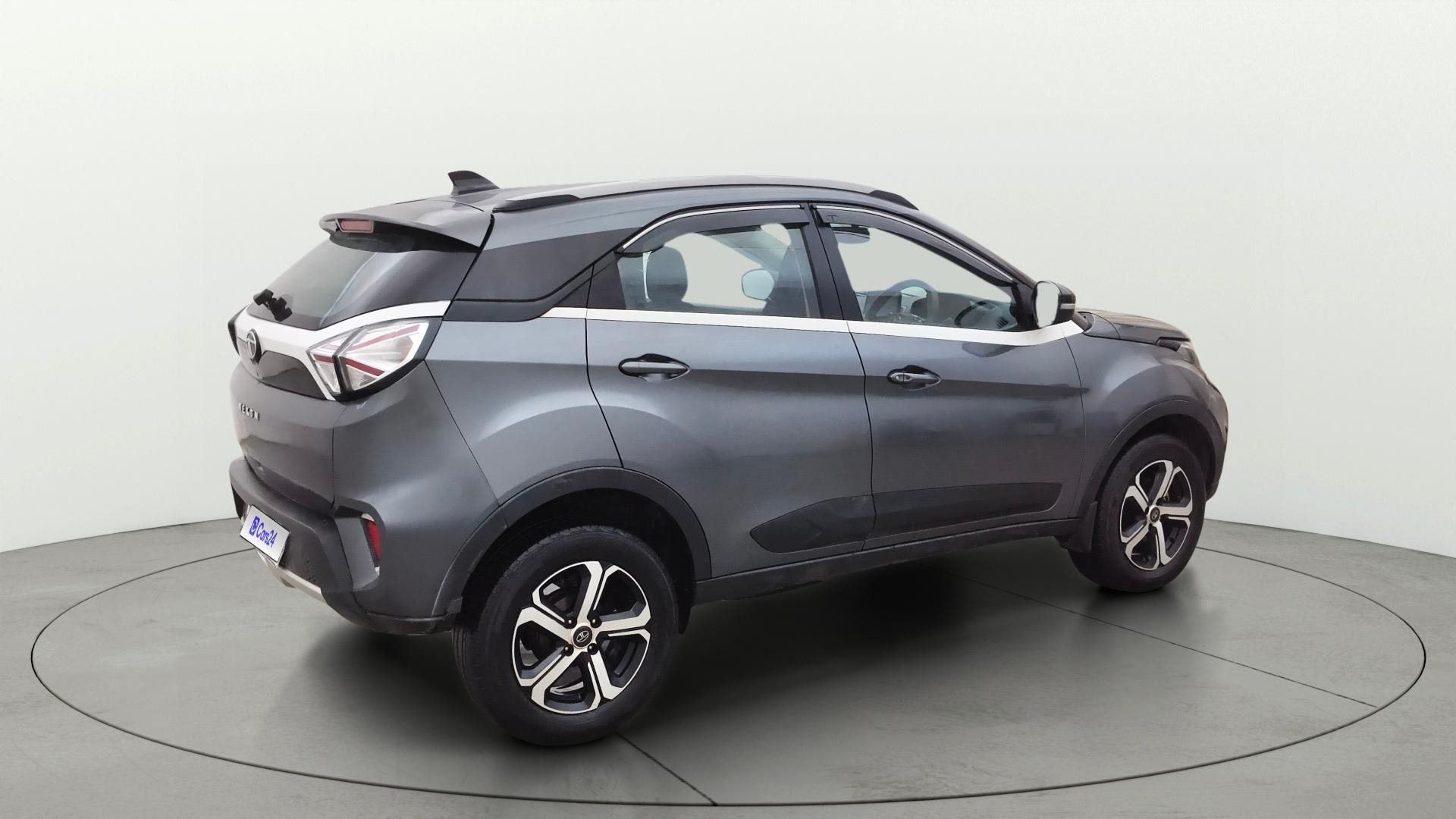 View 2022 Tata Nexon Revotron XE Image 44 Used 2022 Tata Nexon Revotron XE Image 44