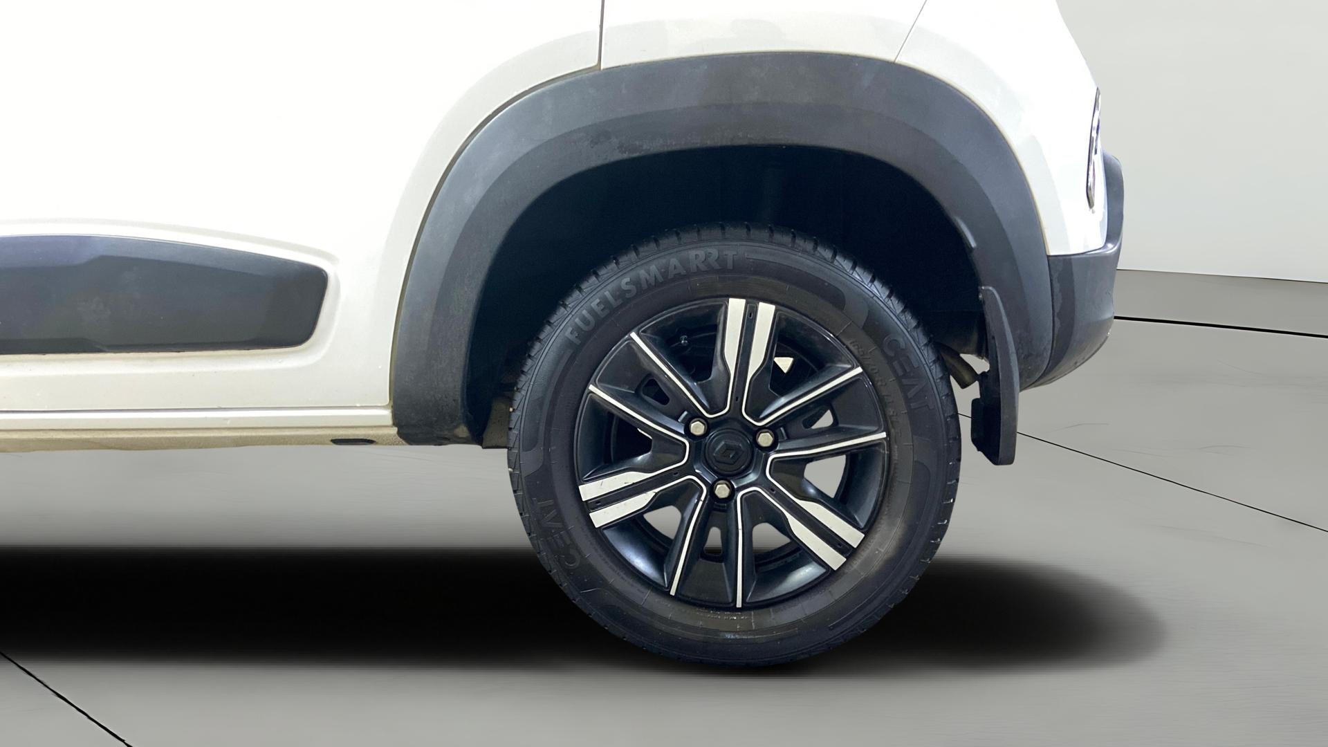 View 2023 Renault Kwid RXL 1.0 BS IV Image 11 Used 2023 Renault Kwid RXL 1.0 BS IV Image 11