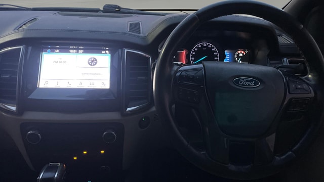 View Ford Endeavour Image 34 Used Ford Endeavour Image 34