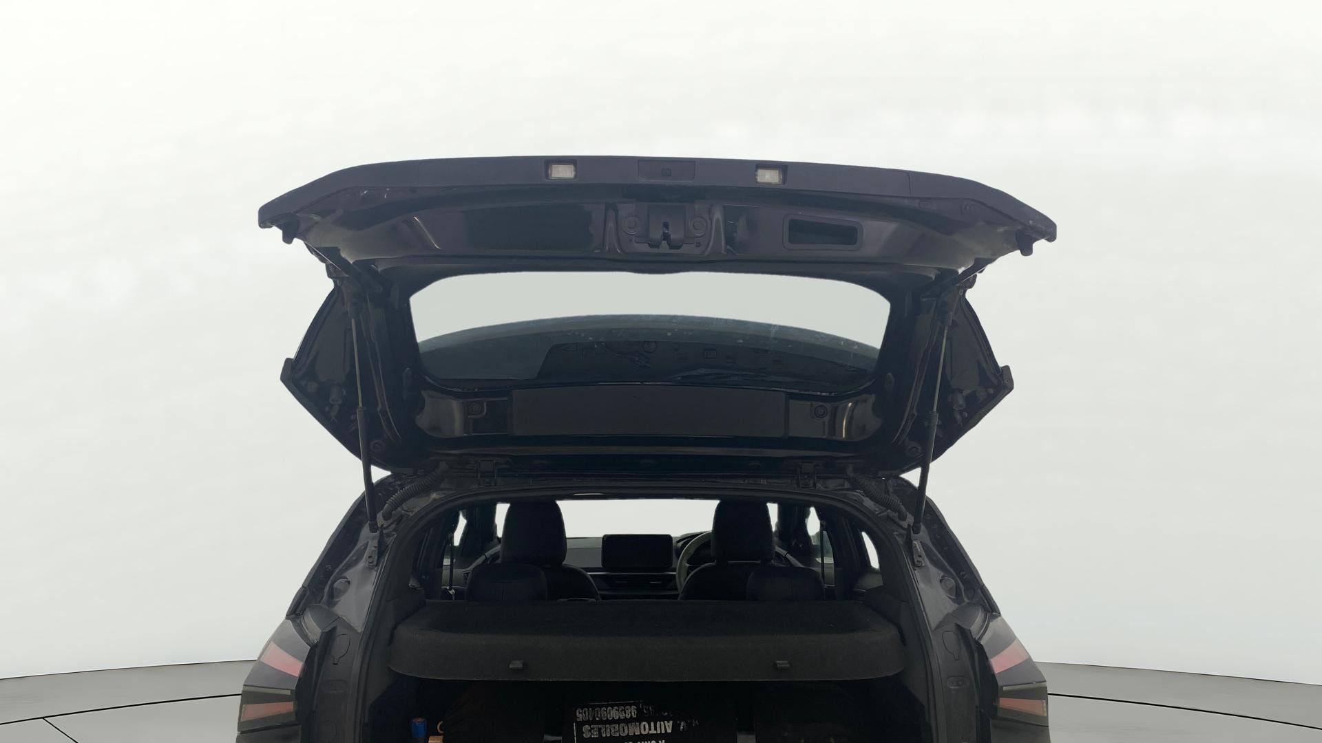 View 2024 Tata Nexon Revotron XE Image 17 Used 2024 Tata Nexon Revotron XE Image 17