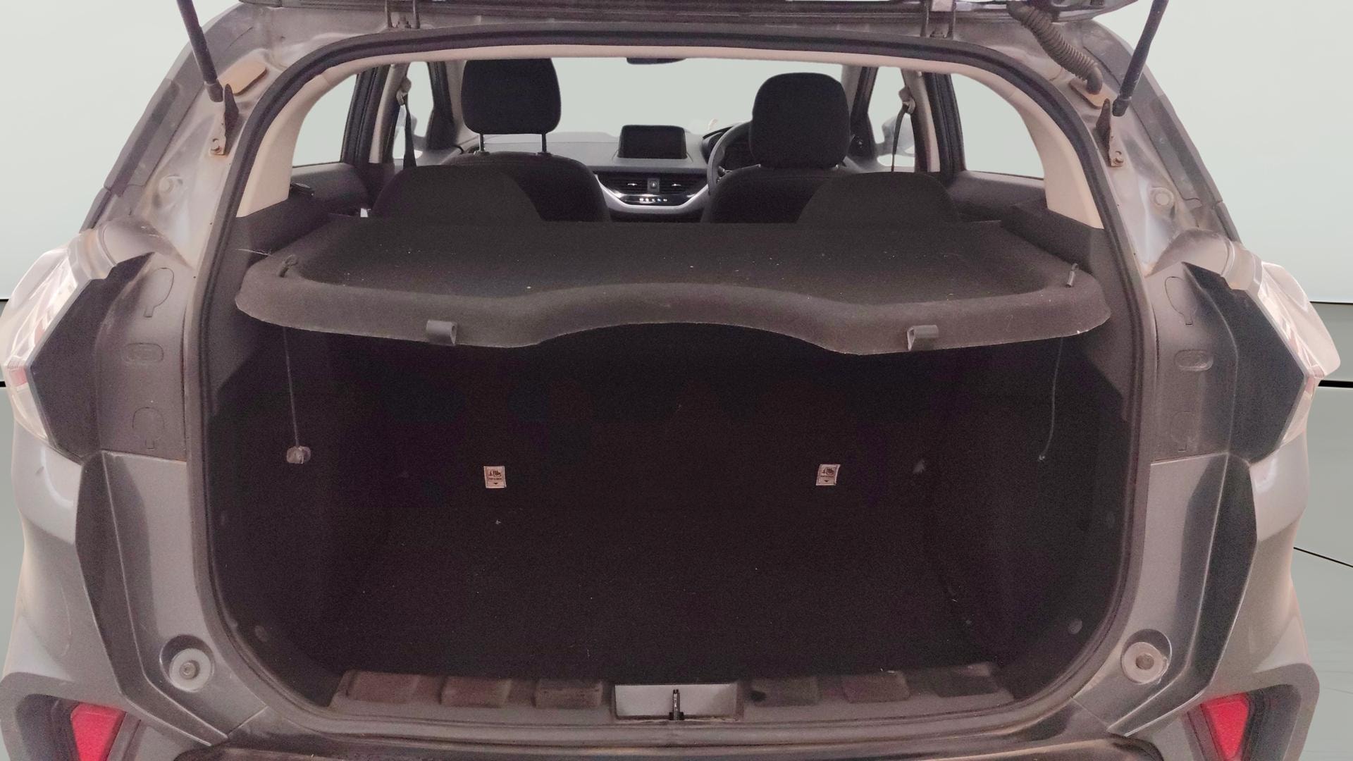 View 2023 Tata Nexon Revotron XE Image 37 Used 2023 Tata Nexon Revotron XE Image 37