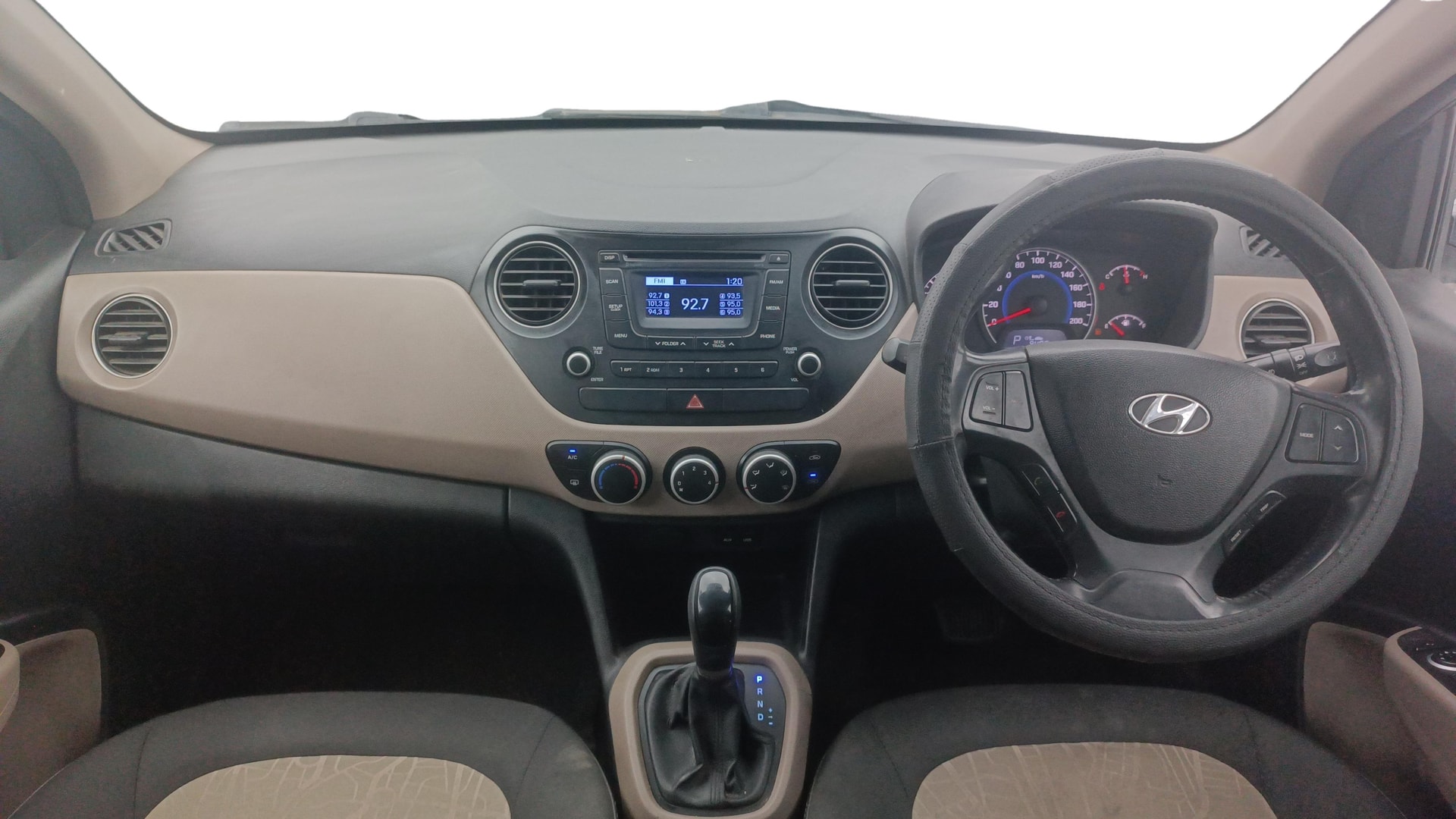View 2014 Hyundai Grand i10 Asta AT 1.2 Kappa VTVT Image 29 Used 2014 Hyundai Grand i10 Asta AT 1.2 Kappa VTVT Image 29