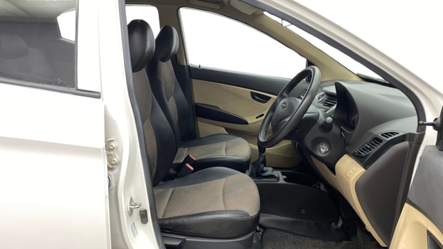 View Hyundai EON Image 25 Used Hyundai EON Image 25