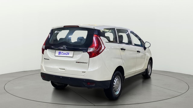 View Mahindra Marazzo Image 43 Used Mahindra Marazzo Image 43