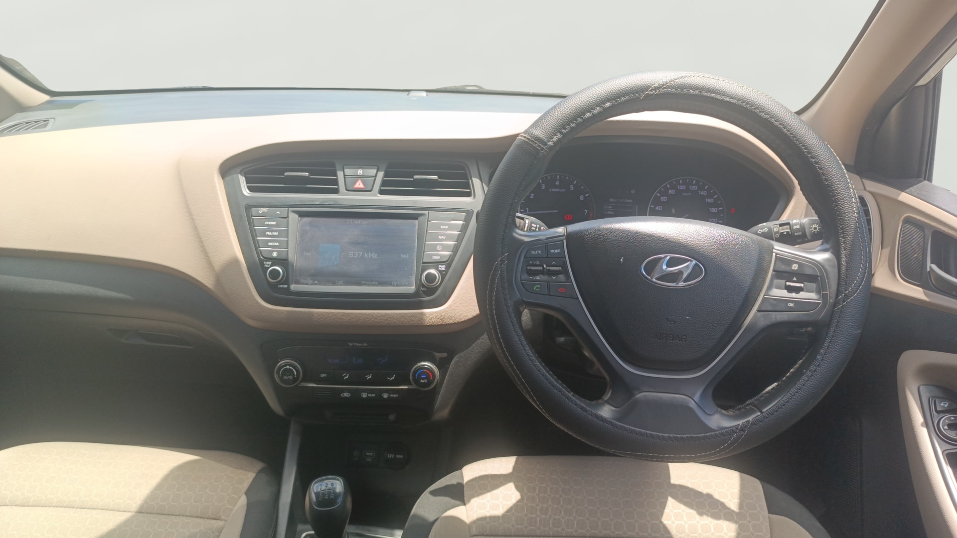Used 2015 Hyundai Elite i20 Used 2015 Hyundai Elite i20