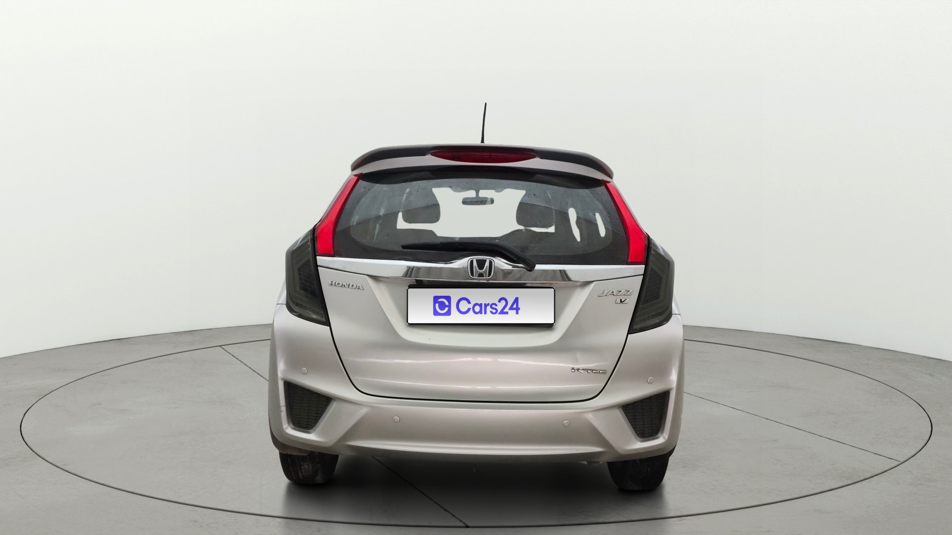 View 2016 Honda Jazz E MT Diesel Image 41 Used 2016 Honda Jazz E MT Diesel Image 41