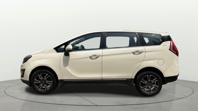 View Mahindra Marazzo Image 28 Used Mahindra Marazzo Image 28