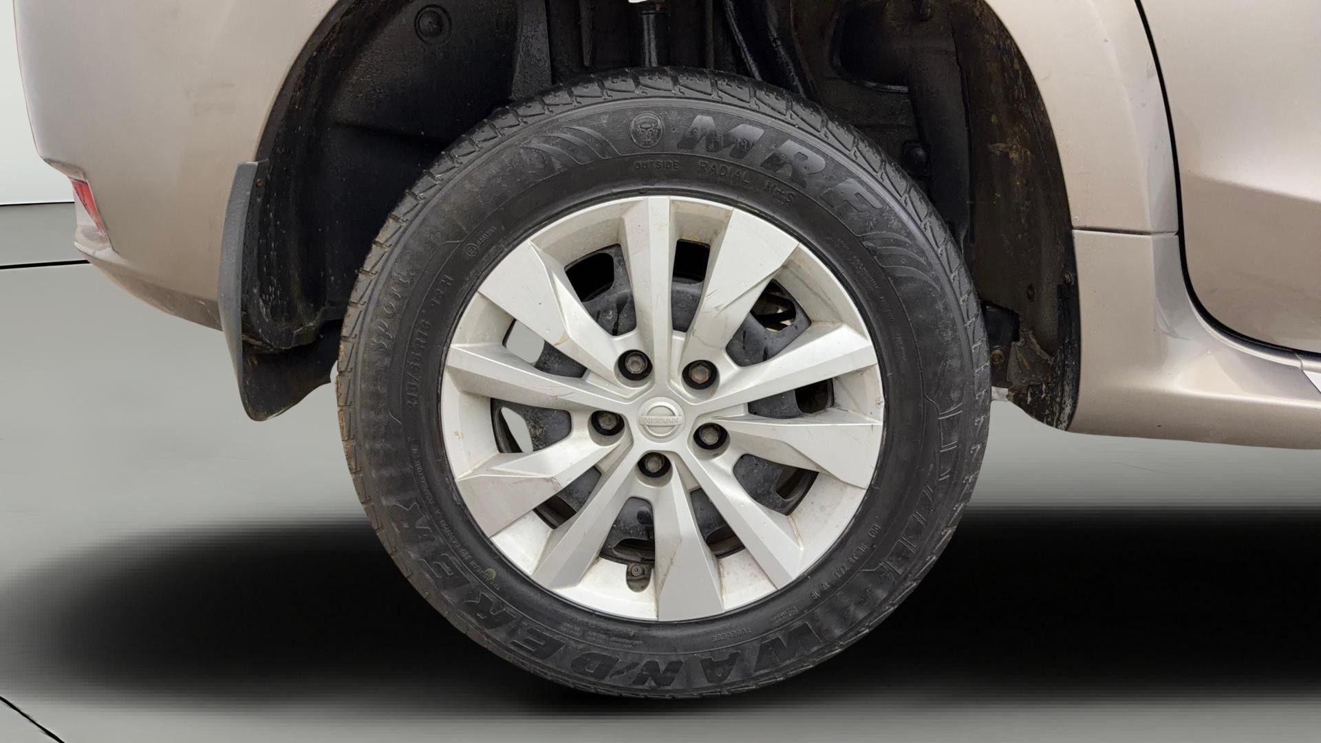 View 2016 Nissan Terrano XL P Image 23 Used 2016 Nissan Terrano XL P Image 23