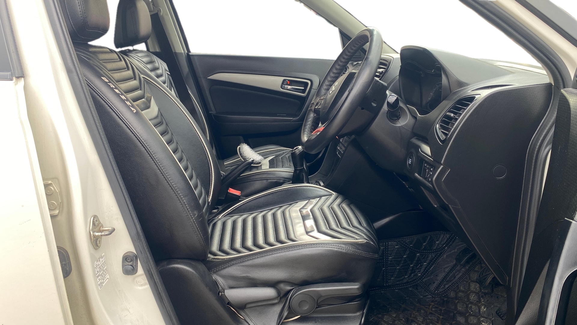 View 2018 Maruti Suzuki 1000 Base Variant Image 27 Used 2018 Maruti Suzuki 1000 Base Variant Image 27