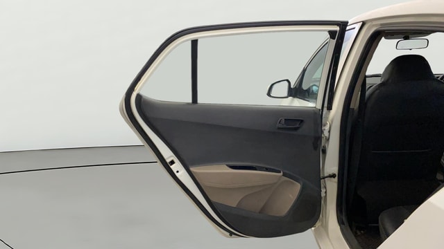 View Hyundai Grand i10 Image 14 Used Hyundai Grand i10 Image 14